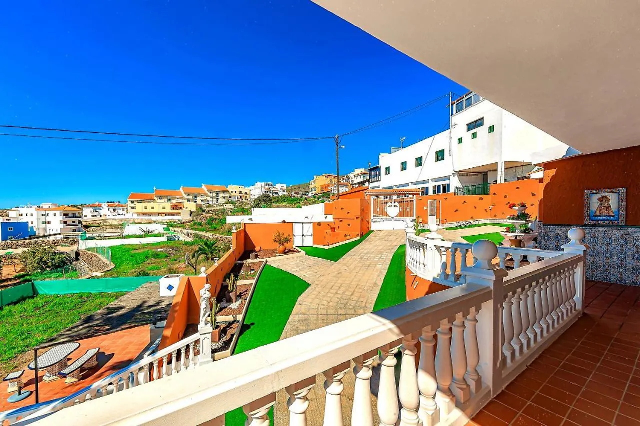 Villa Raquel With Private Pool And Sea View Los Menores 西班牙