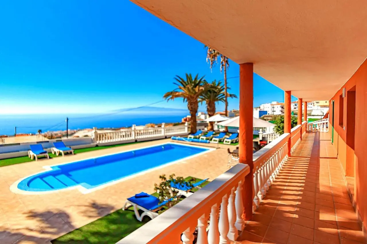 Villa Raquel With Private Pool And Sea View Los Menores 西班牙