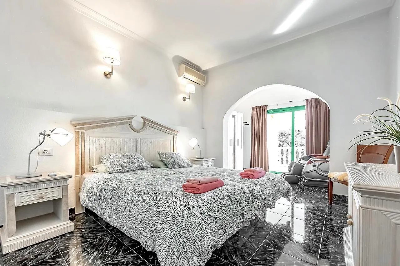 Villa Raquel With Private Pool And Sea View Los Menores 0*,  西班牙