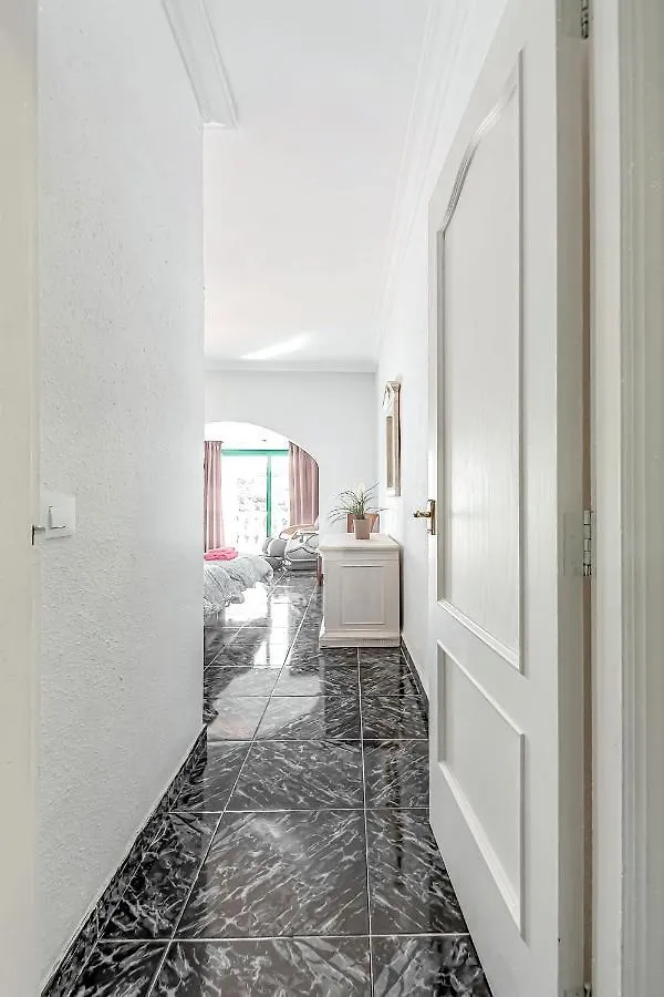 Villa Raquel With Private Pool And Sea View Los Menores